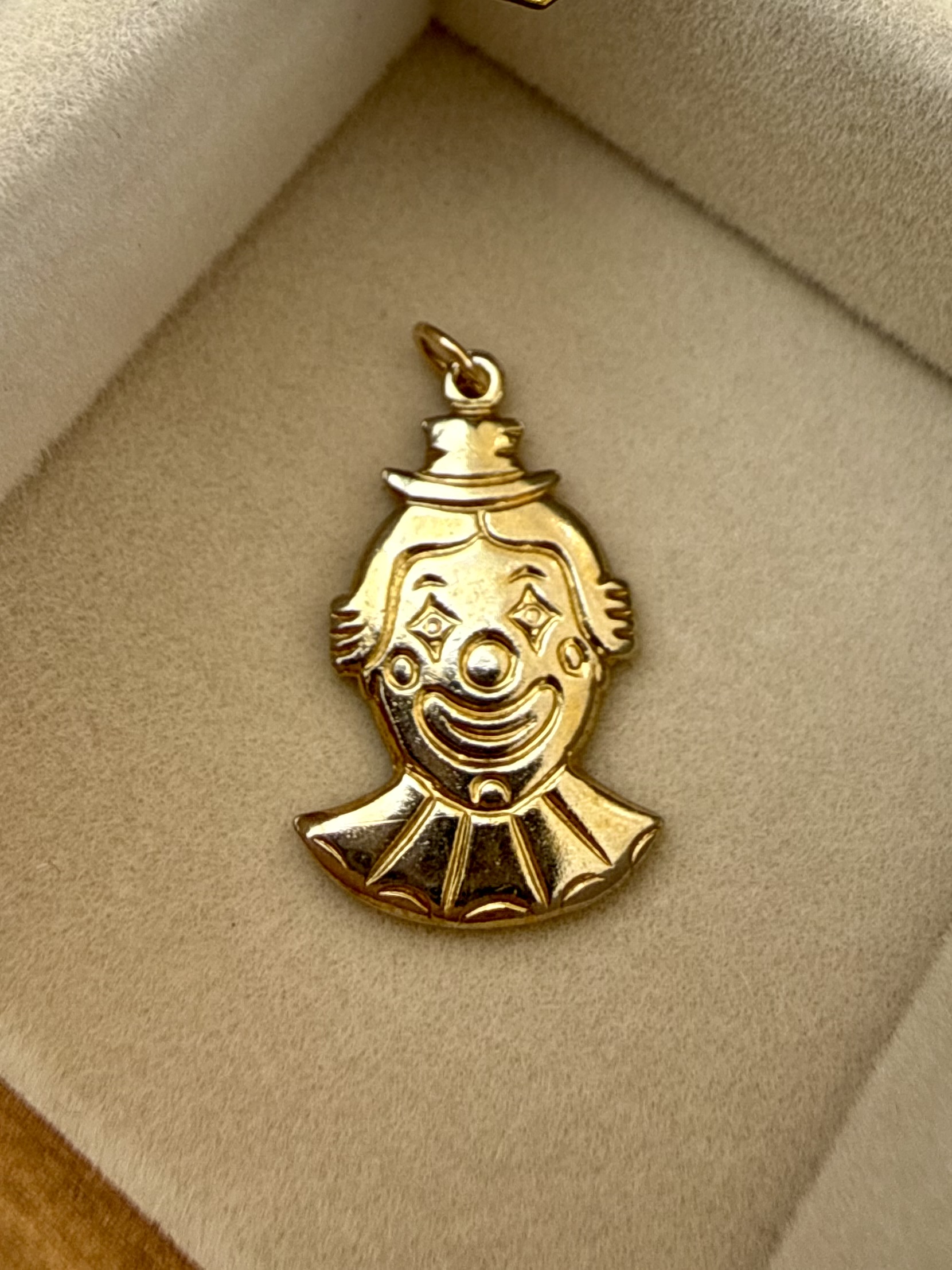 No. 036: Vintage Clown — product photo